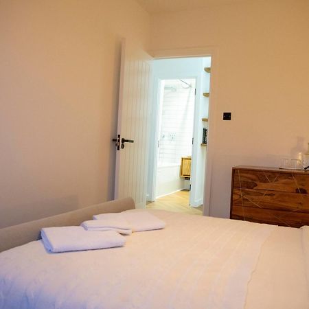 Sunny, Cosy And Central Apartment Near London Eye Екстериор снимка