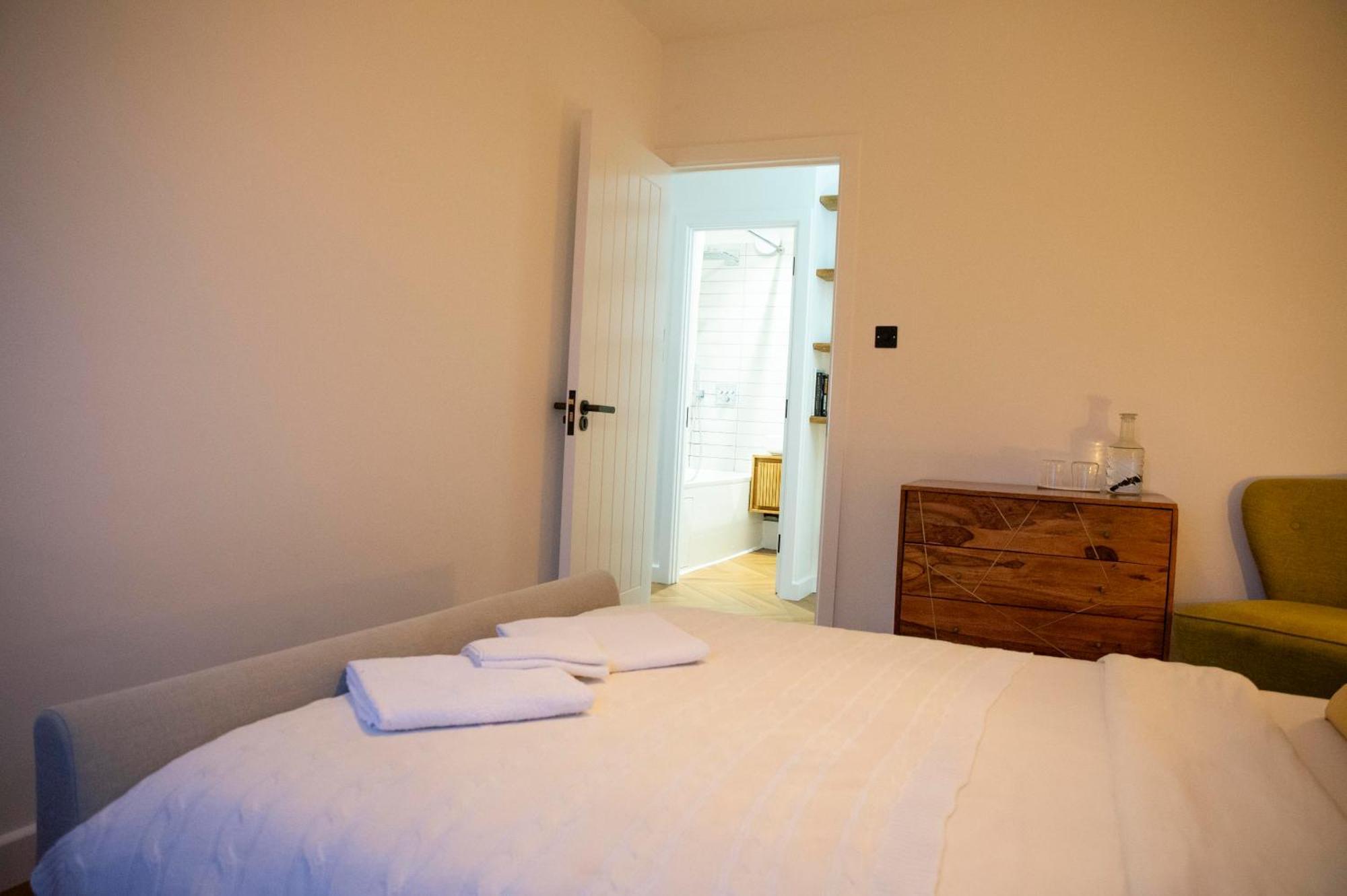Sunny, Cosy And Central Apartment Near London Eye Екстериор снимка