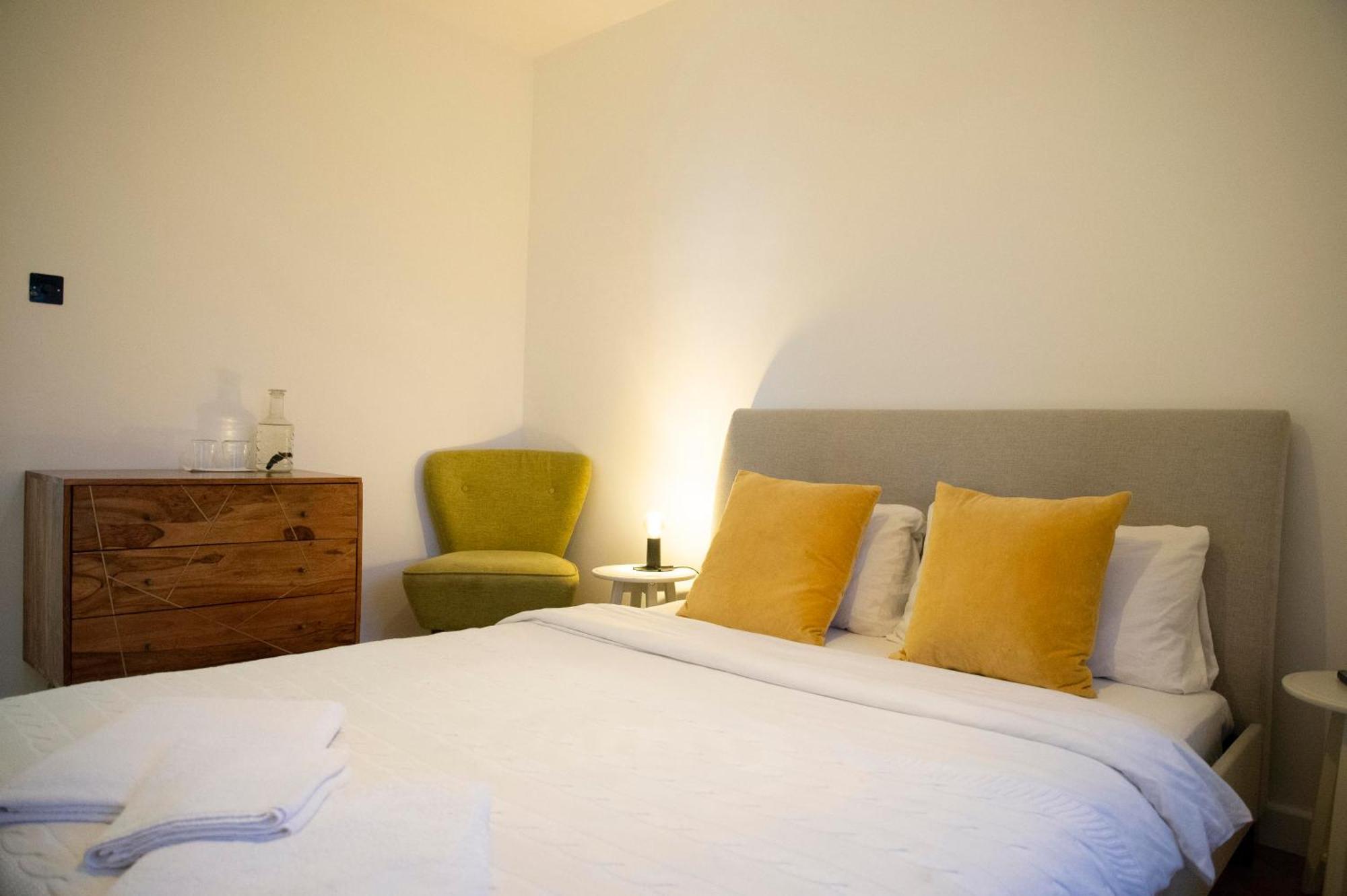 Sunny, Cosy And Central Apartment Near London Eye Екстериор снимка